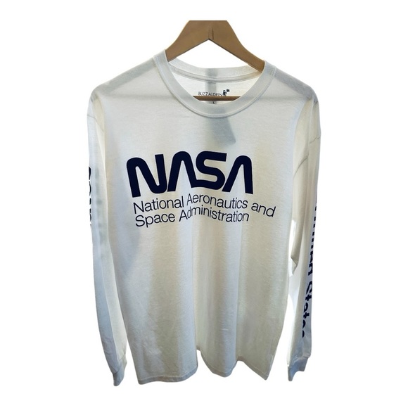 Buzz Aldrin NASA Long-Sleeve Graphic T-Shirt size Large - Picture 1 of 7